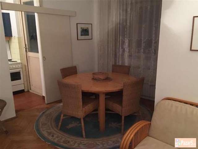 СЕ ИЗДАВА ТРОСОБЕН СТАН ВО АЕРОДРОМ