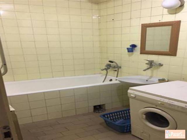 СЕ ИЗДАВА ТРОСОБЕН СТАН ВО АЕРОДРОМ