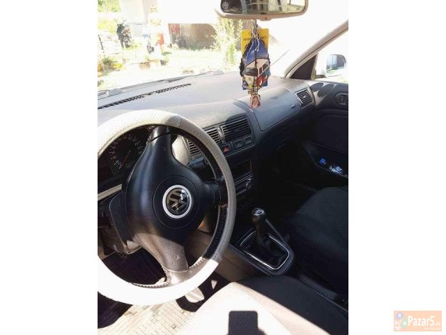Se Prodava Golf 4