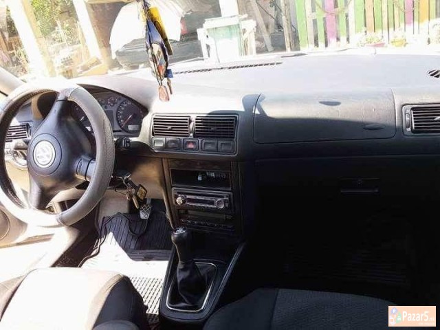 Se Prodava Golf 4