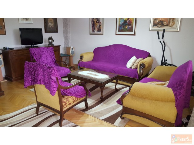 Се продава стан 83 м2 во Ново Лисиче со поглед пре