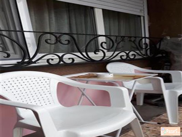 СЕ ИЗДАВА ТРОСОБЕН СТАН КАЈ НОВА ЖЕЛЕЗНИЧКА