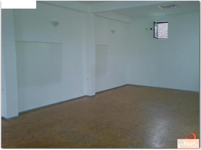 Izdavam Magacinski Prostor 60m2