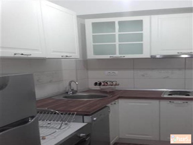 СЕ ИЗДАВА НОВ НЕВСЕЛУВАН ТРОСОБЕН СТАН ВО ЦЕНТАР