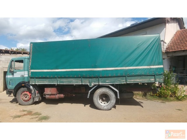 Kamion Mercedes 12.13