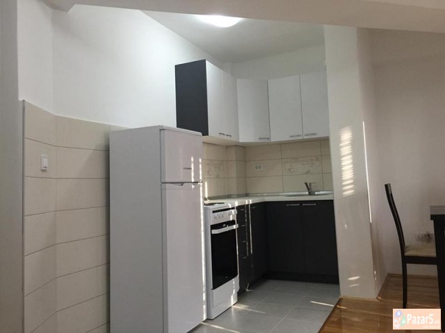 Se Izdava Nov Nevseluvan Trosoben Stan Vo Centar