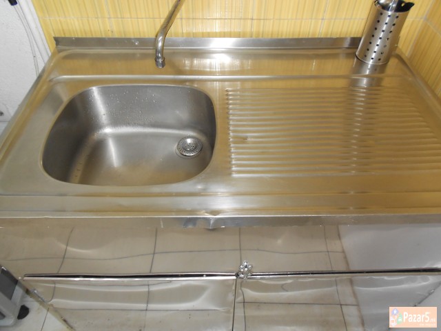 Prodavam Oprema Za Slatkari