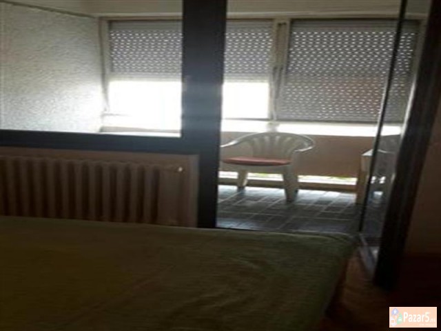 СЕ ИЗДАВА ДВОСОБЕН СТАН ВО ДЕБАР МААЛО