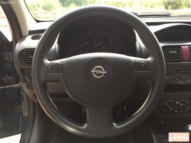 Opel Corsa 1.0 12v Comfortline **perfektna**