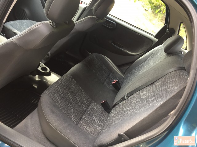 Opel Corsa 1.0 12v Comfortline 