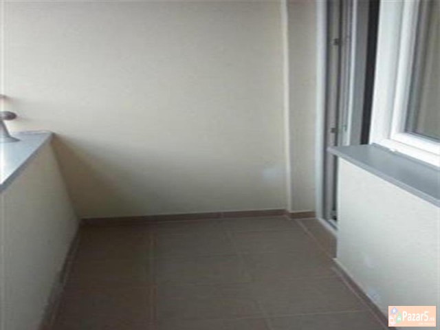 СЕ ИЗДАВА ПРАЗЕН СТАН ВО ДЕБАР МААЛО