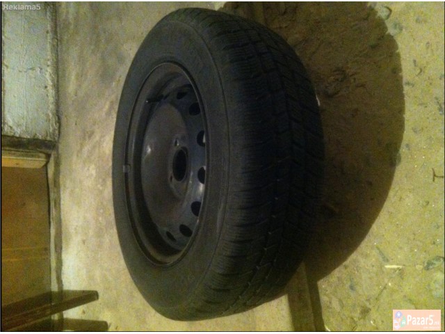 ПРОДАВАМ ЗИМСКИ ГУМИ Barum Polaris 3