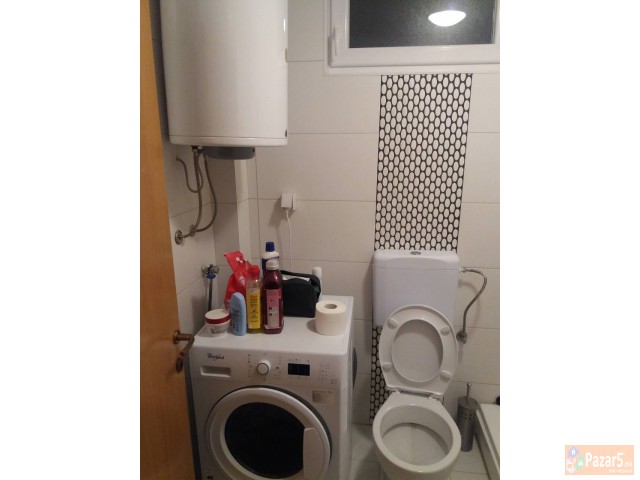 СЕ ПРОДАВА 2-СОБЕН СТАН ВО ЦЕНТАР