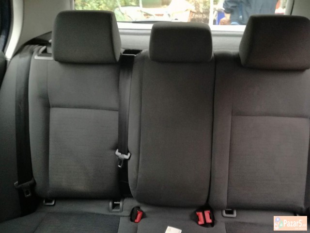 Golf 1.9 Tdi 105 Ks 2004 God