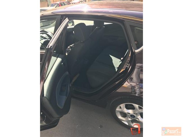 Ford Fiesta 1.4i Titanium