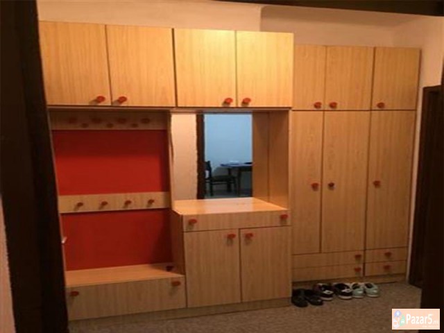 СЕ ИЗДАВА СТАН ВО ЦЕНТАР