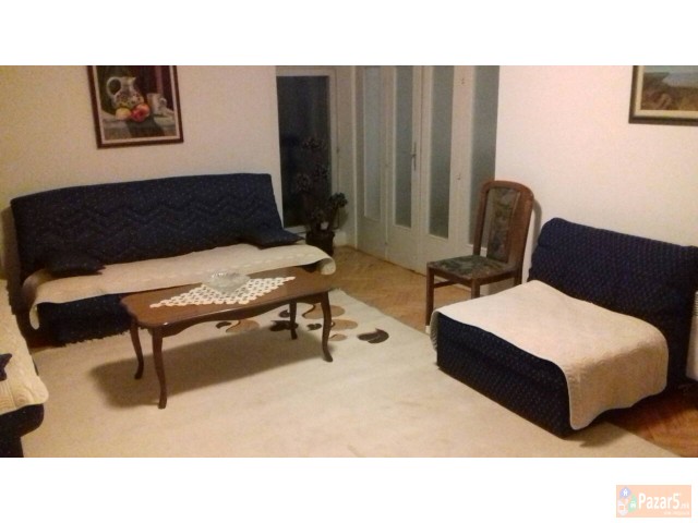 СЕ ИЗДАВА НАМЕСТЕН СТАН ВО КАРПОШ