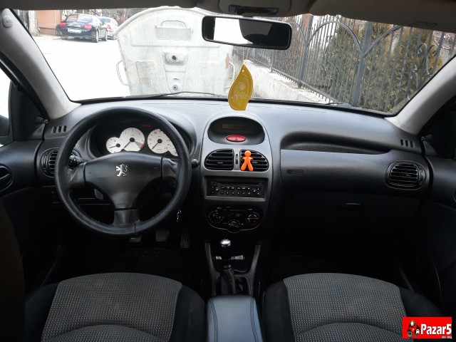 Peugeot 206 1.4hdi 2005god Klima
