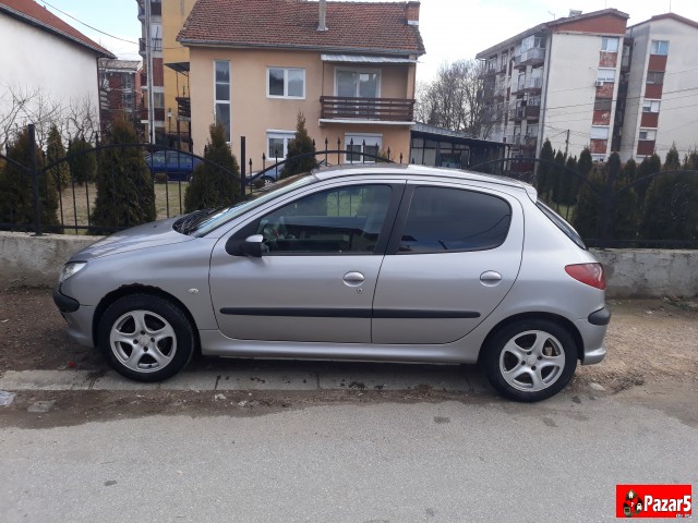 Peugeot 206 1.4hdi 2005god Klima