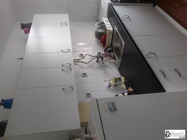 Se Izdava Stan Vo Aerodrom 078235294