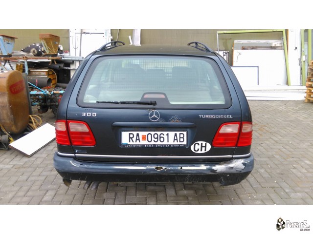 Mercedes E 300