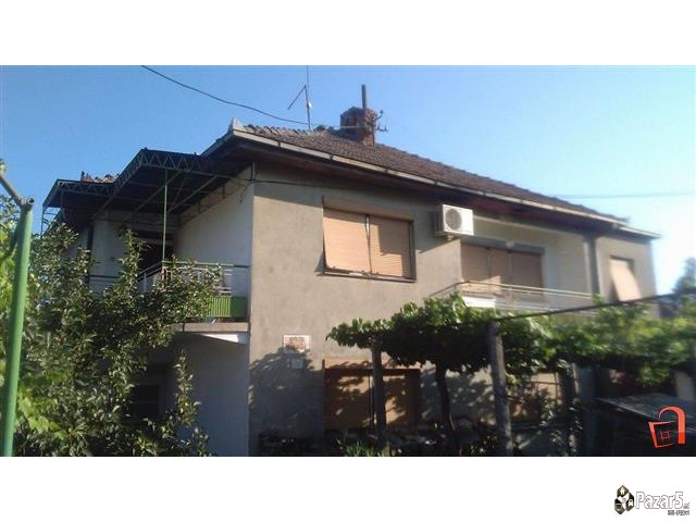 2 Kuki Po Cena Od Edna Vo Demir Kapija