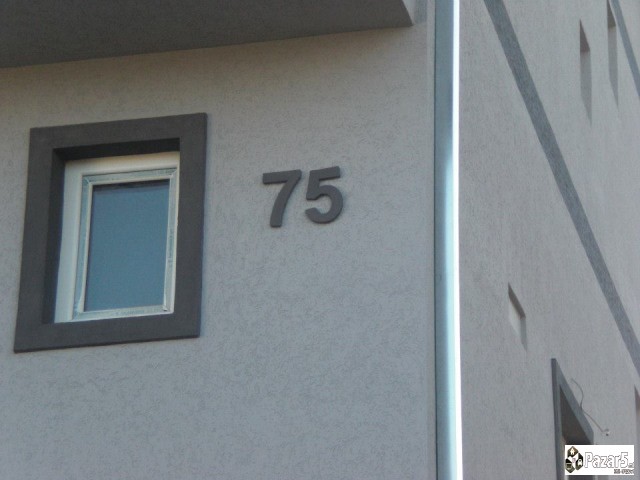 Se Prodava Kuka Vo Nas.zelen Rid