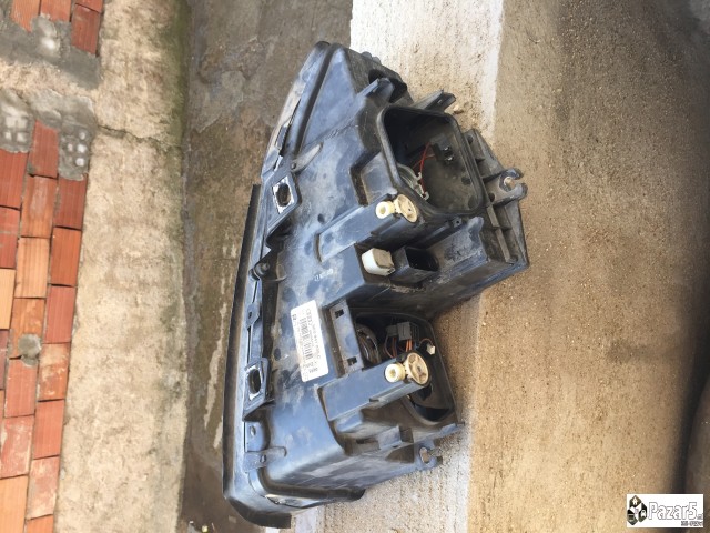 Farovi Audi A4 B6 2000-2004