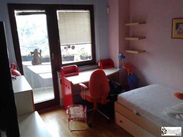 СЕ ИЗДАВА ЛУКСУЗНО ОПРЕМЕН СТАН ВО ЦЕНТАР