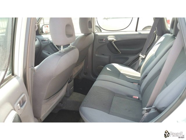 Se Prodava Toyota Rav4