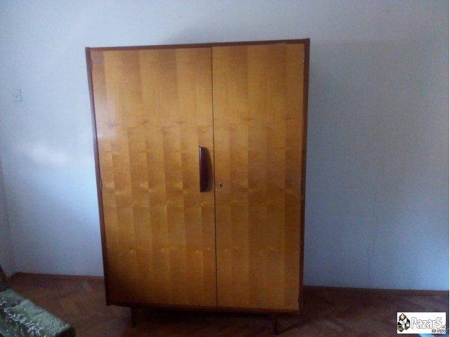 продавам употребуван мебел