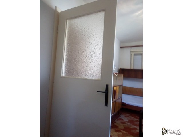 продавам употребуван мебел