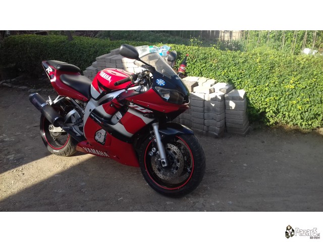 Se Prodava Yamaha R6