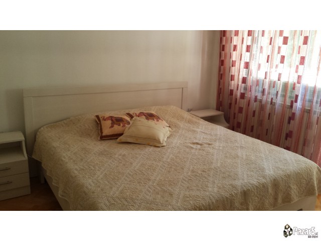 се изнајмува целосно наместен стан