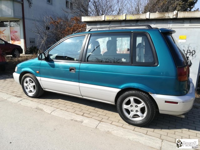 Mitsubishi Space Runner