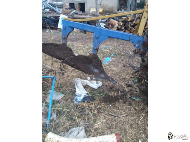 Traktor Univerzal640 I Baliracka Internacional445d