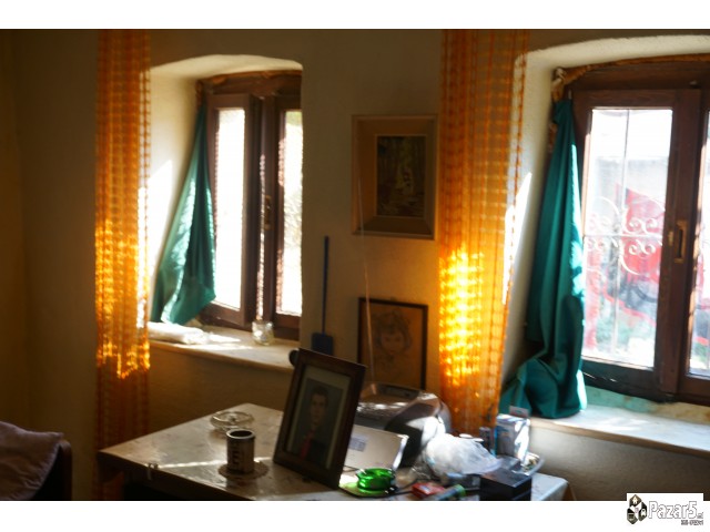 Се ПРОДАВА или МЕНУВА