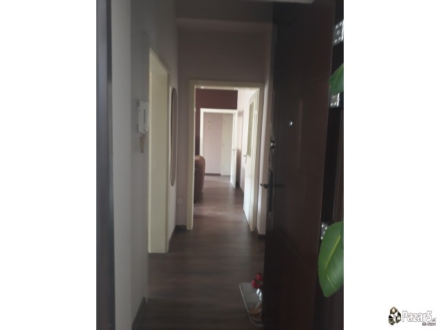 СЕ ПРОДАВА СТАН ВО ЦЕНТАР