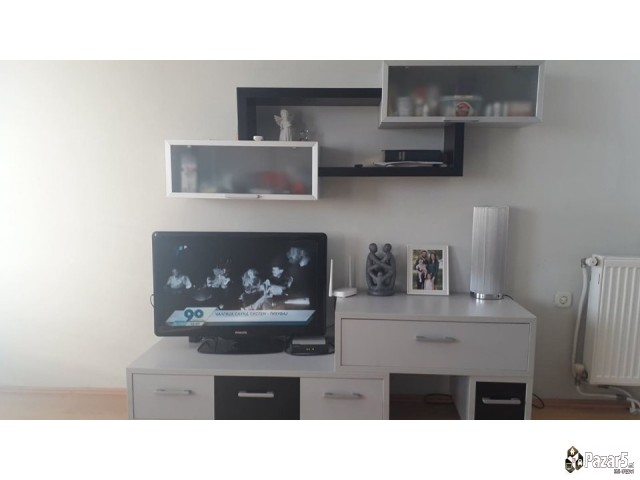 СЕ ПРОДАВА ТРОСОБЕН СТАН ВО К. ВОДА