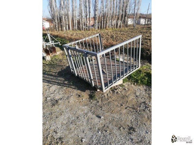 Prodavam Proklucna Mehanizacija Za Traktor