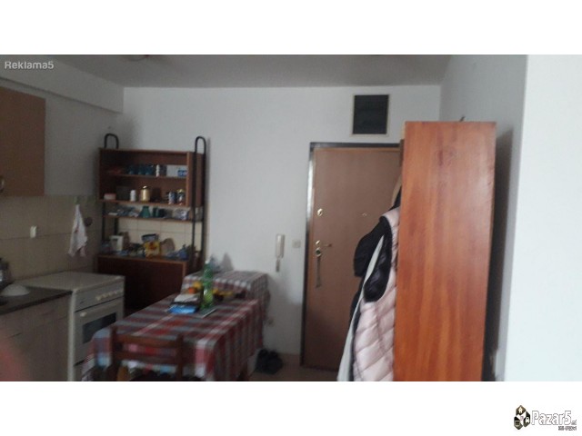 Se Iznajmuva Stan Vo Kozle.