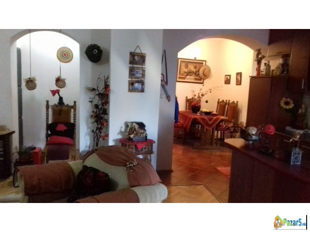 Продавам стан