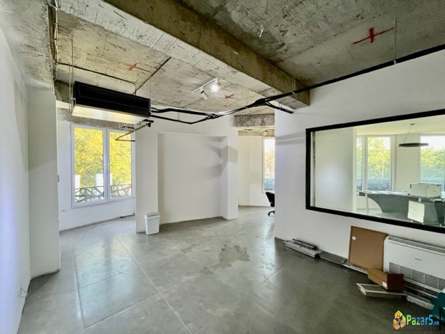 Kancelariski Prostor Do East Gate