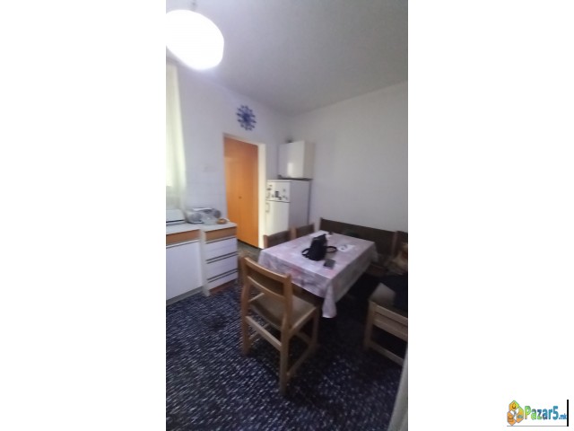 Се Продава стан во Центар