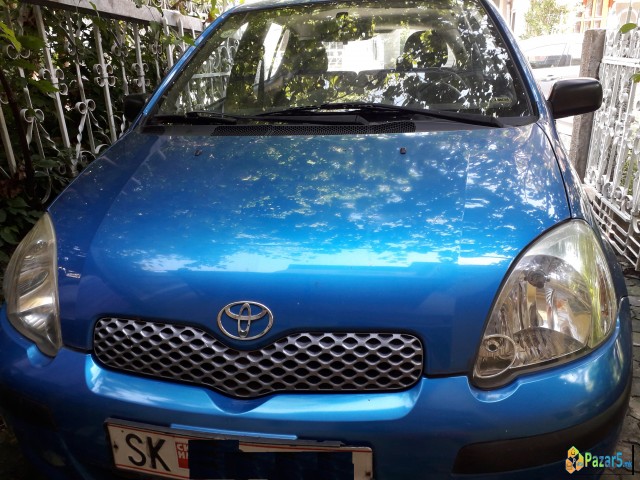 Тојота Јарис