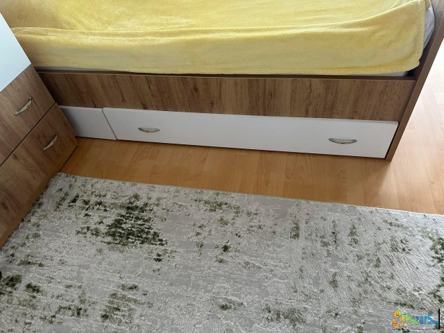 Продавам нов, комлетен мебел за детска соба