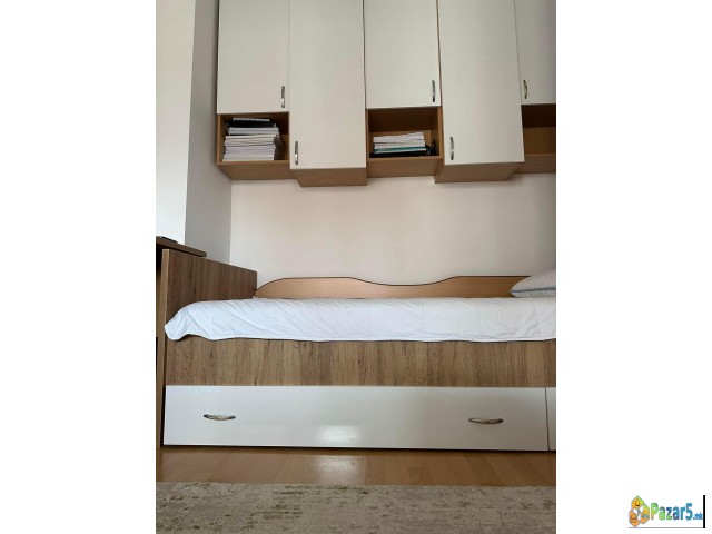 Продавам нов, комлетен мебел за детска соба