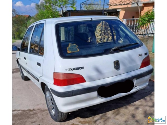 Se prodava