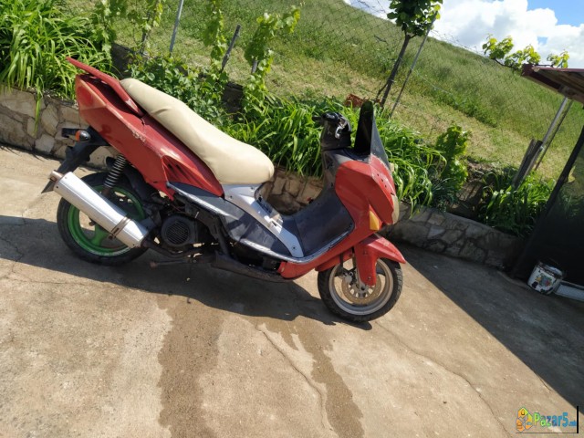 Skuter 150cc