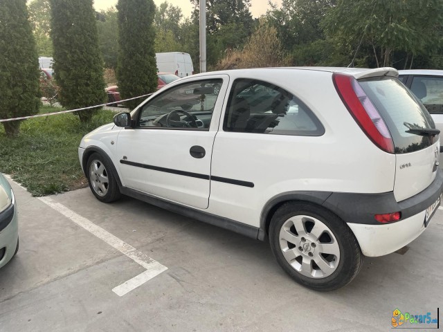 Се продава Опел Корса 